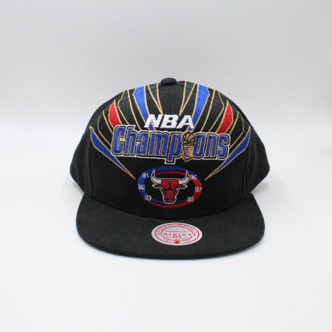 NBA FINALS  - Cappellino Ufficiale Chicago Bulls , Mitchell and Ness
