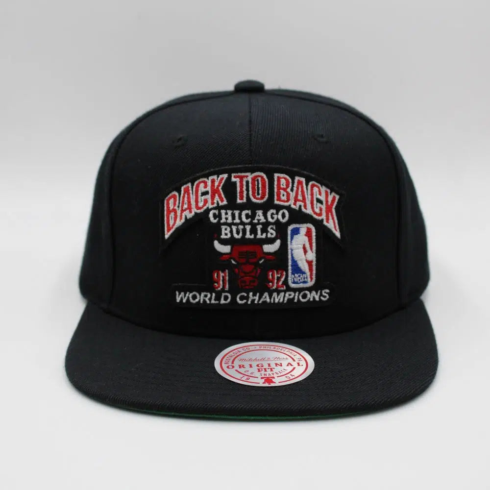 NBA FINALS  - Cappellino Ufficiale Chicago Bulls , Mitchell and Ness
