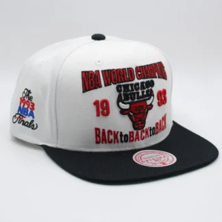 NBA FINALS  - Cappellino Ufficiale Chicago Bulls , Mitchell and Ness